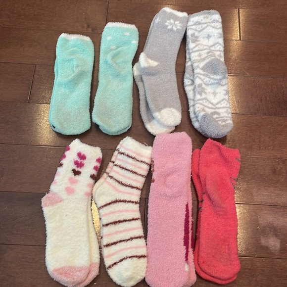 Fuzzy Socks - Picture 4 of 4